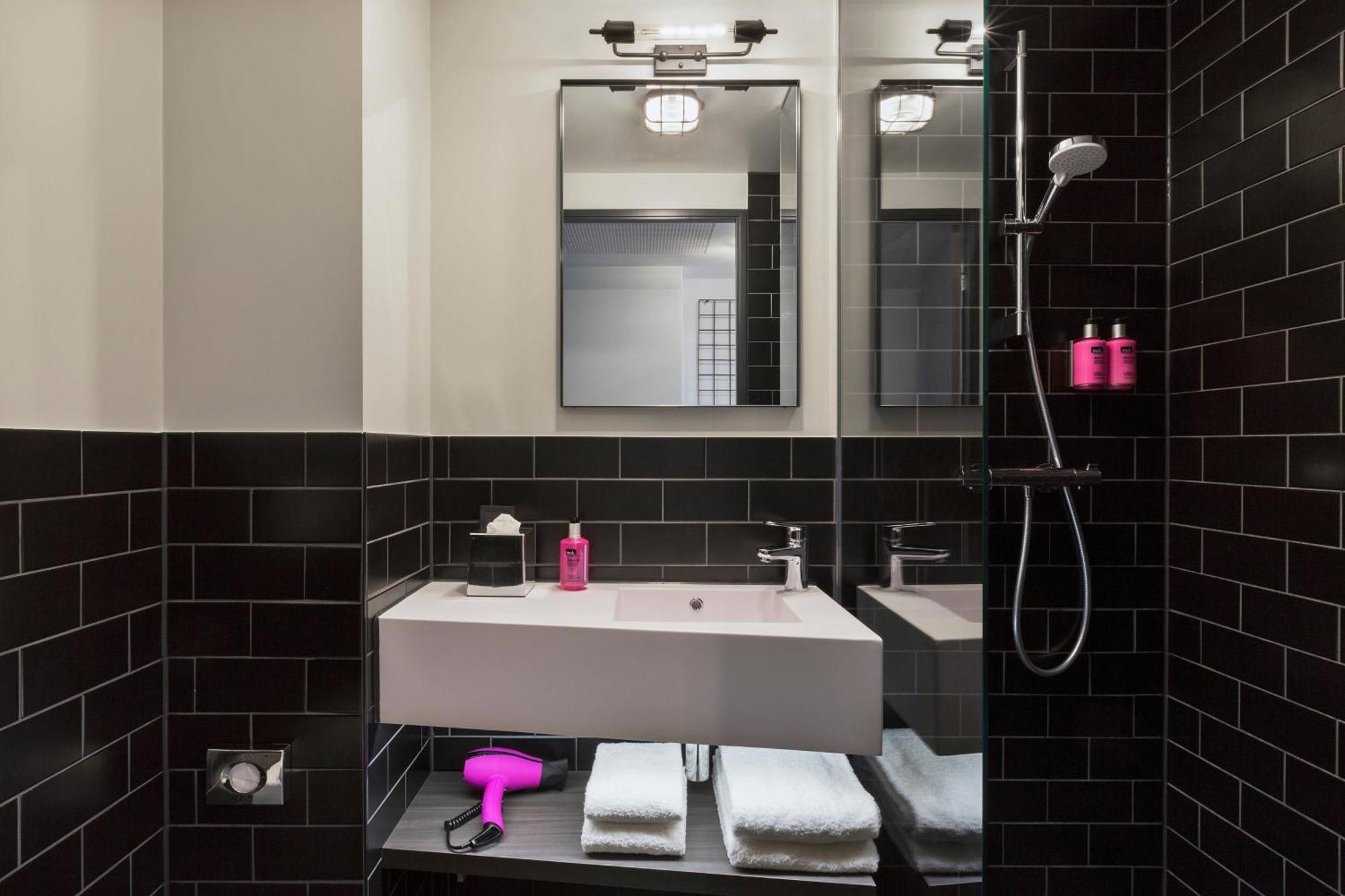 Hotel Moxy Frankfurt Airport Kelsterbach Zewnętrze zdjęcie