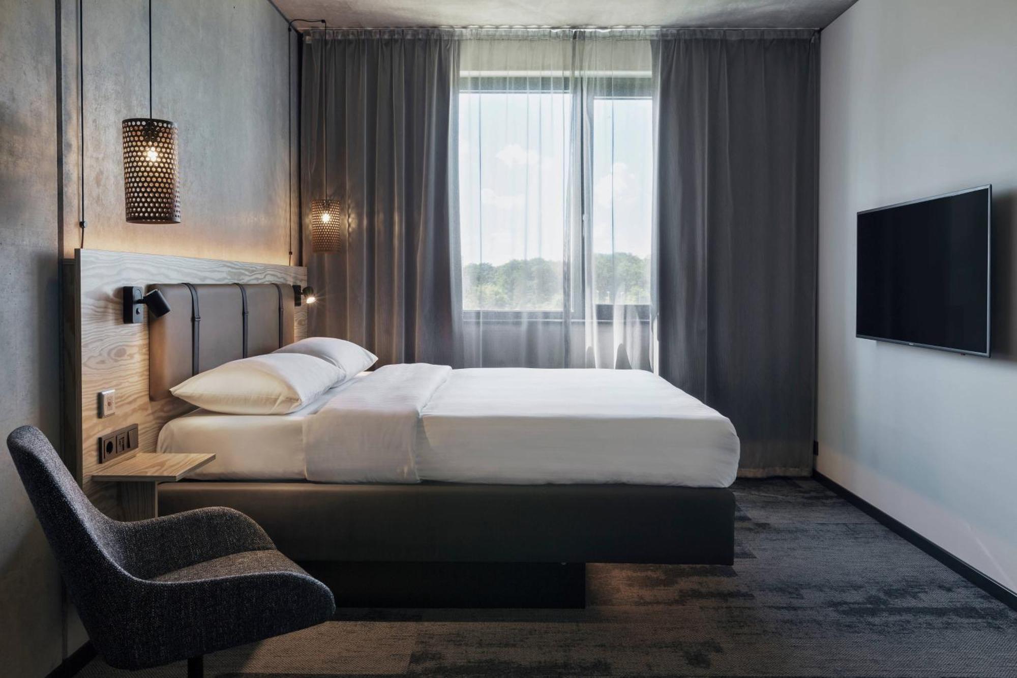 Hotel Moxy Frankfurt Airport Kelsterbach Zewnętrze zdjęcie